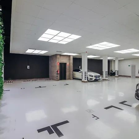 200m New A With Private, Heated Pool And Amazing Ocean View 阿德耶