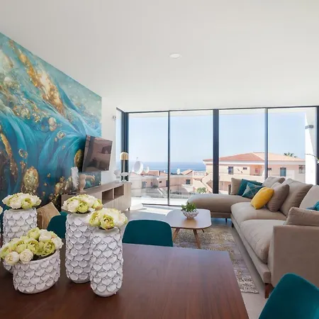 200m New A With Private, Heated Pool And Amazing Ocean View *