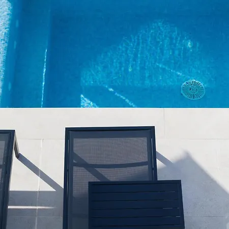 200m New A With Private, Heated Pool And Amazing Ocean View Vila