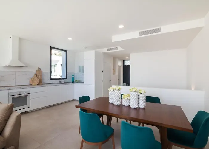 200m New A With Private, Heated Pool And Amazing Ocean View