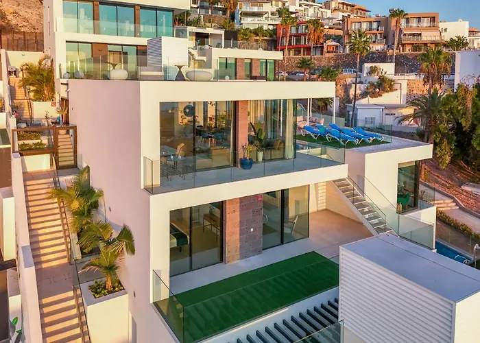 Вилла 200m New A With Private, Heated Pool And Amazing Ocean View Адехе