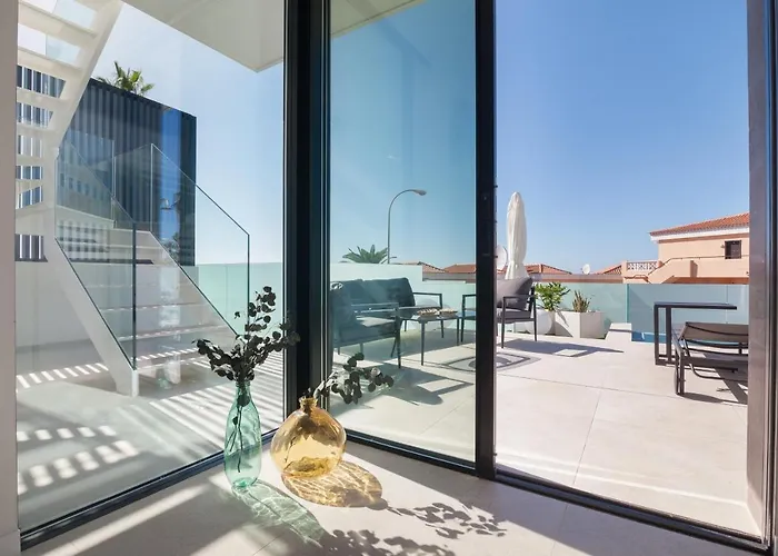 Villa 200m New A With Private, Heated Pool And Amazing Ocean View *